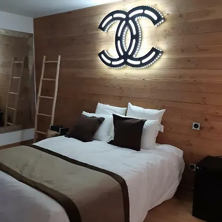 Le Grizzly Luxe Location Apartment Font-Romeu-Odeillo-Via Exterior photo