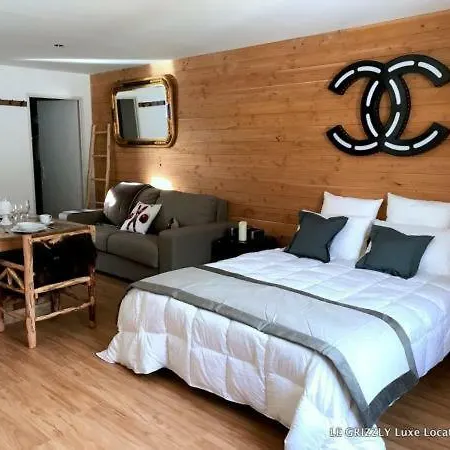 Le Grizzly Luxe Location Apartment Font-Romeu-Odeillo-Via Exterior photo