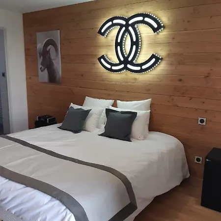 Le Grizzly Luxe Location Apartment Font-Romeu-Odeillo-Via Exterior photo